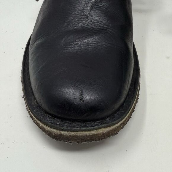 UGG Leighton Chukka Boots Mens 10.5 Black Leather Ankle Classic Crepe Soles main image 12
